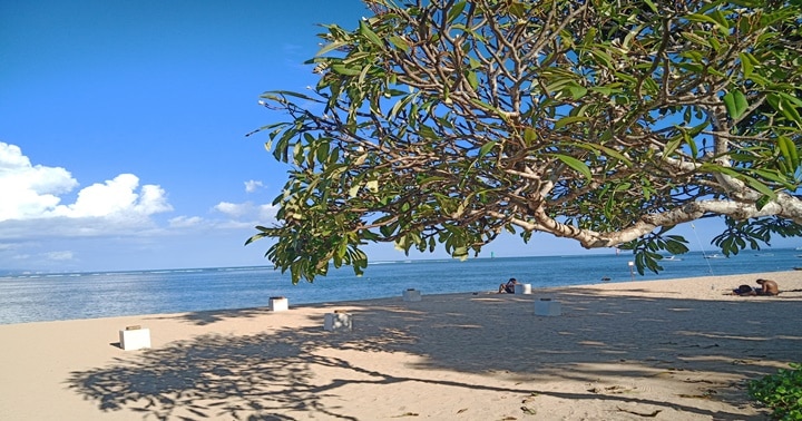 バリ島サヌールビーチ