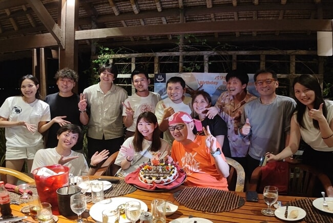 ムンジャンガンダイビングツアー、誕生会