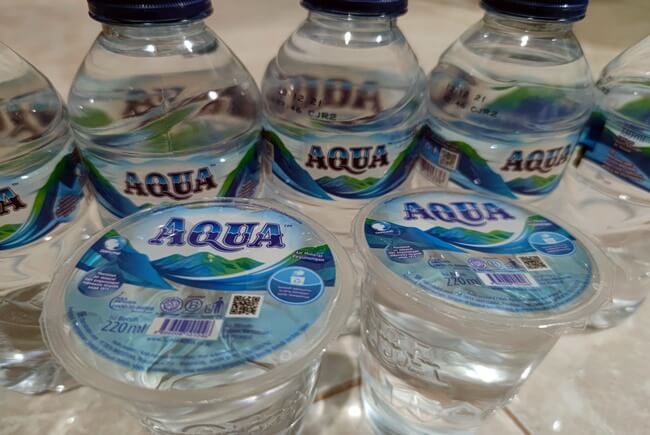 AQUA,インドネシアで代表的な飲料水