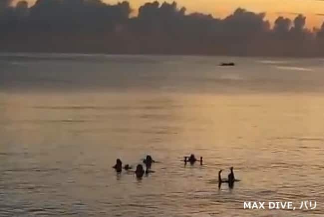 バリ島トランベン，早朝、日の出ダイビング